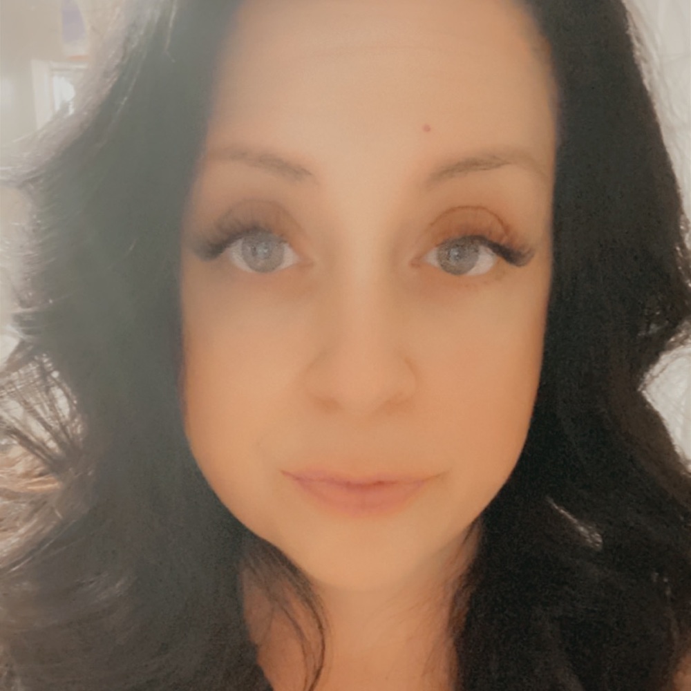 Meet your Posher, Jacqueline